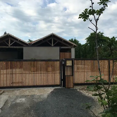 Bed & Breakfast Hangar De Bellevue Cahors